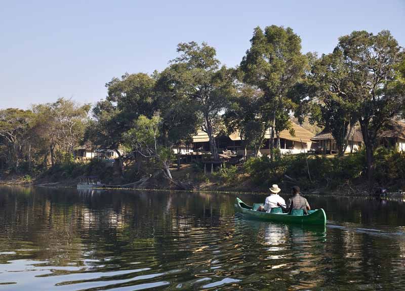 Canoeing the Lunga River at Lolelunga Private Reserve